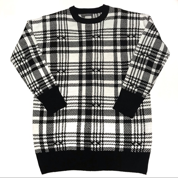 B&W PLAID CREW NECK SWEATER TUNIC - Picture 2 of 6